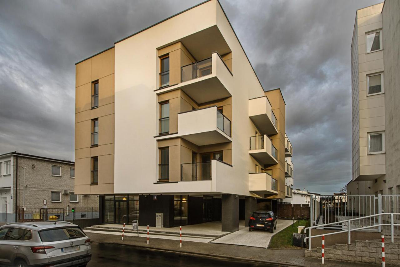 Apartament Centrum Xl - Komfortowe Noclegi Piaseczno  Εξωτερικό φωτογραφία
